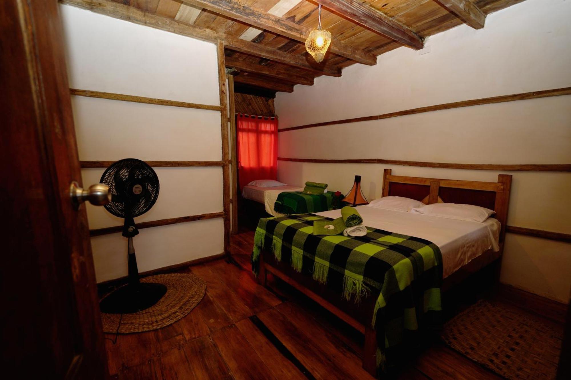 Hostal Olmito קנואה מראה חיצוני תמונה